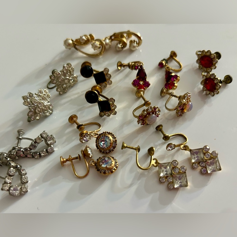 VINTAGE earrings 9 pair petite screw backs